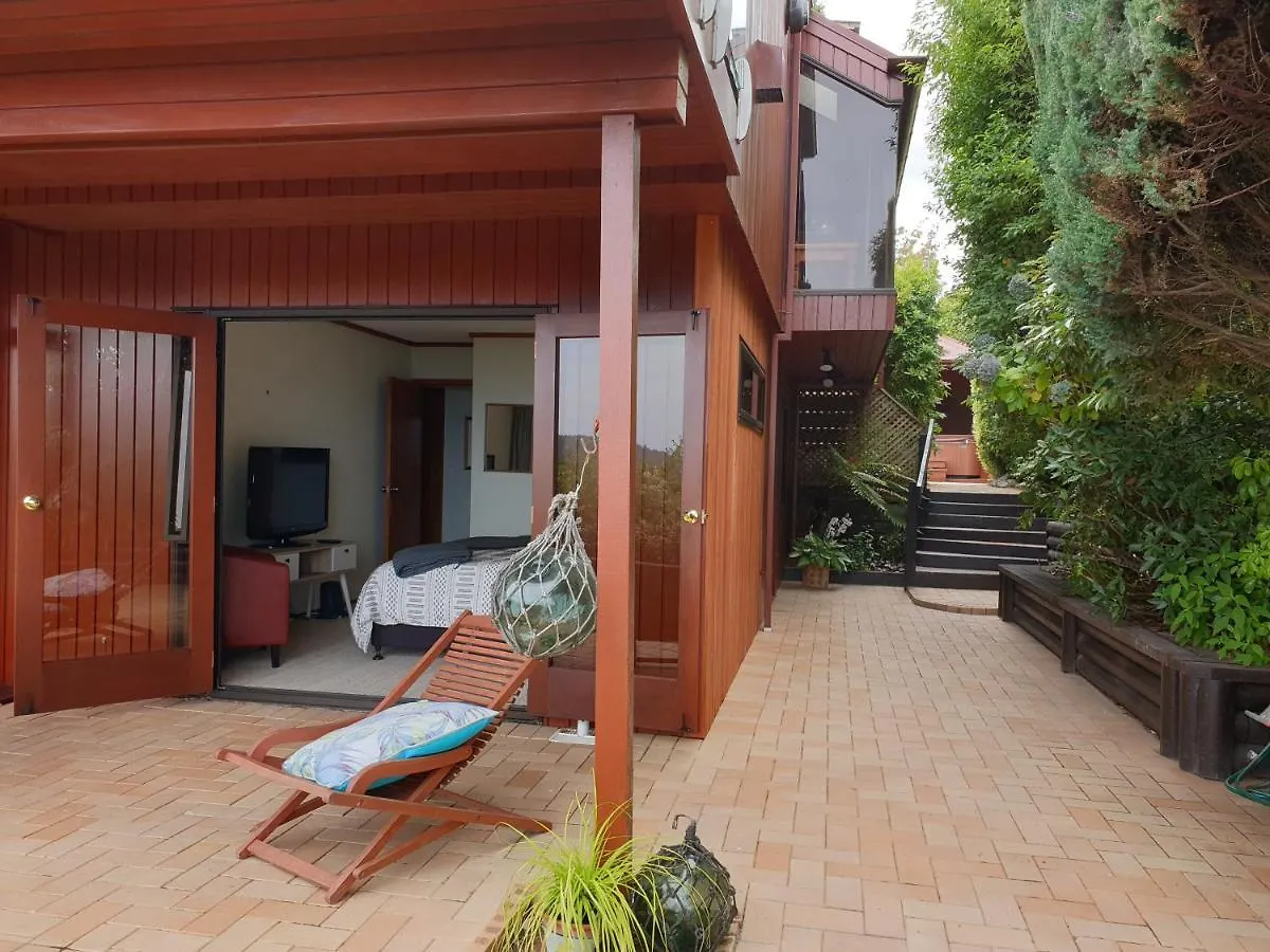 Lake View Garden Apartment Taupo