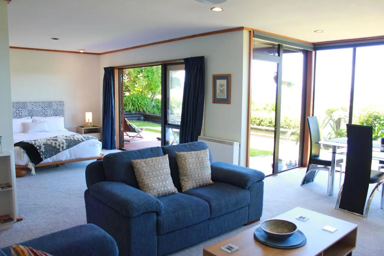 Lake View Garden Apartment Taupo